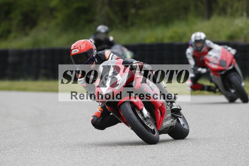 /Archiv-2025/08 20.04.2025 Speer Racing ADR/Gruppe gruen/193